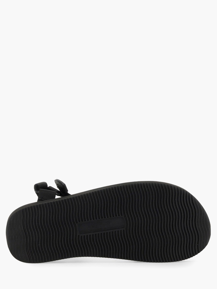nanito_source_url:https://nokinstyle.com/2385083/palm-angels-x-suicoke-sandal.jpg