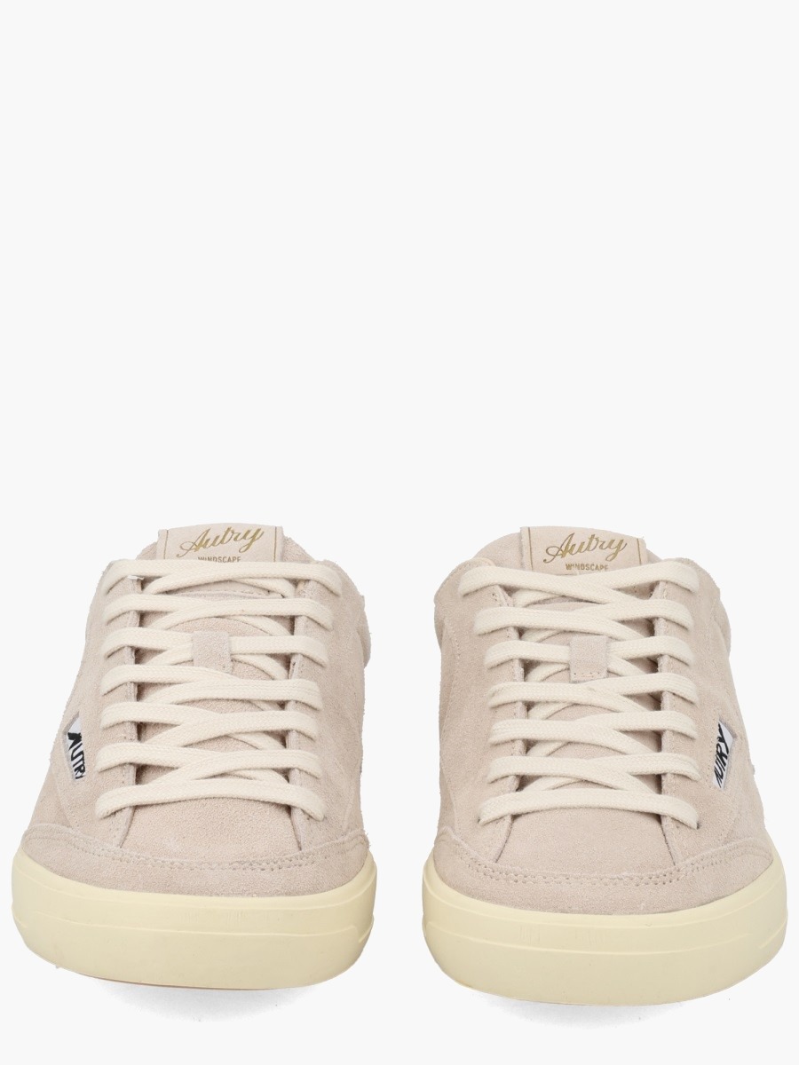 nanito_source_url:https://nokinstyle.com/2439564/sneaker-windscape-low.jpg