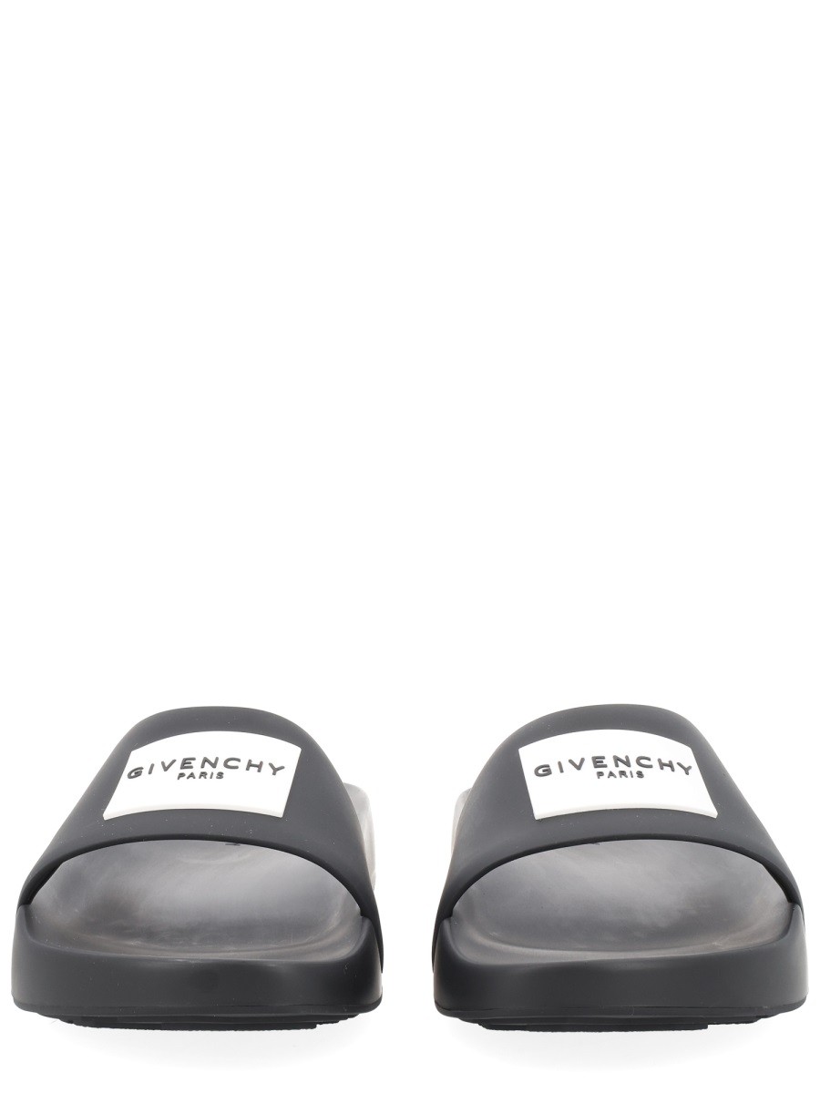 nanito_source_url:https://nokinstyle.com/2428608/mule-con-logo.jpg