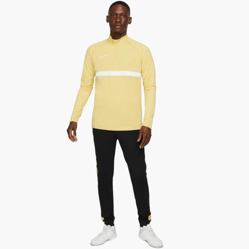 nanito_source_url:https://b2bsportswholesale.net/public/storage/productimages/ce/a0/e9/3a/1406735/image/xlarge_clean.jpg