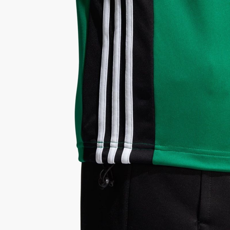 nanito_source_url:https://b2bsportswholesale.net/public/storage/productimages/86/fb/b4/6d/2128285/image/xlarge_clean.jpg
