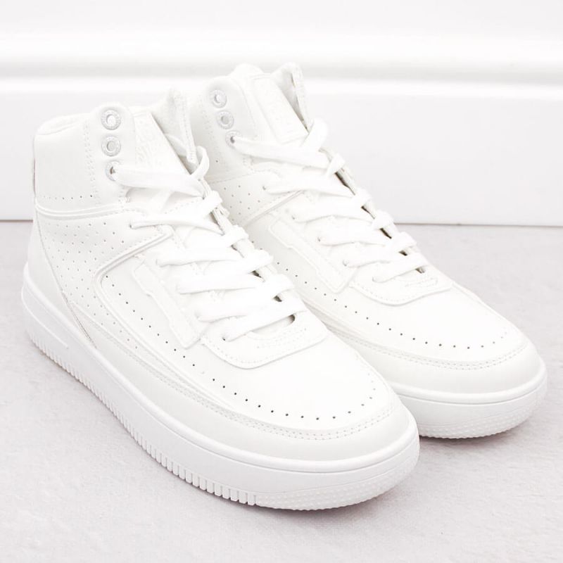 nanito_source_url:https://b2bsportswholesale.net/public/storage/productimages/aa/97/25/3f/1142658/image/xlarge_clean.jpg