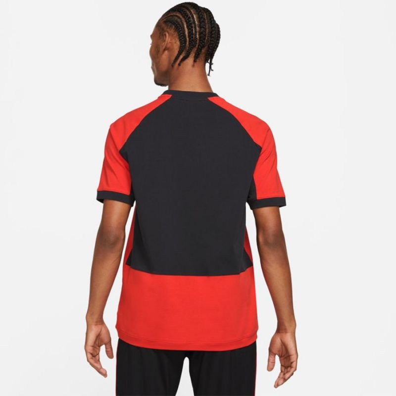 nanito_source_url:https://b2bsportswholesale.net/public/storage/productimages/7a/3f/20/d0/1230823/image/xlarge_clean.jpg