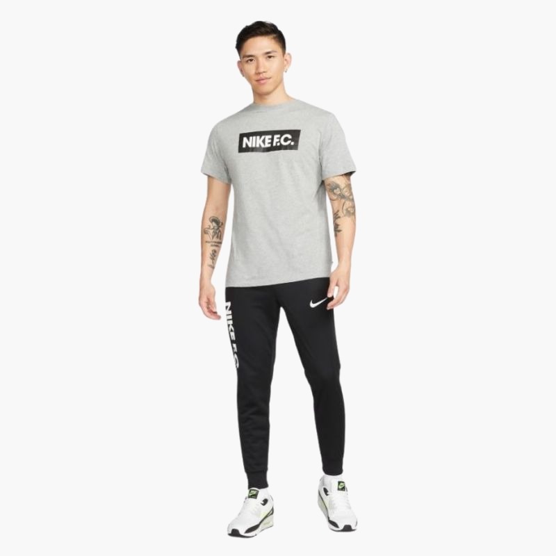 nanito_source_url:https://b2bsportswholesale.net/public/storage/productimages/4d/45/c6/17/2225067/image/xlarge_clean.jpg
