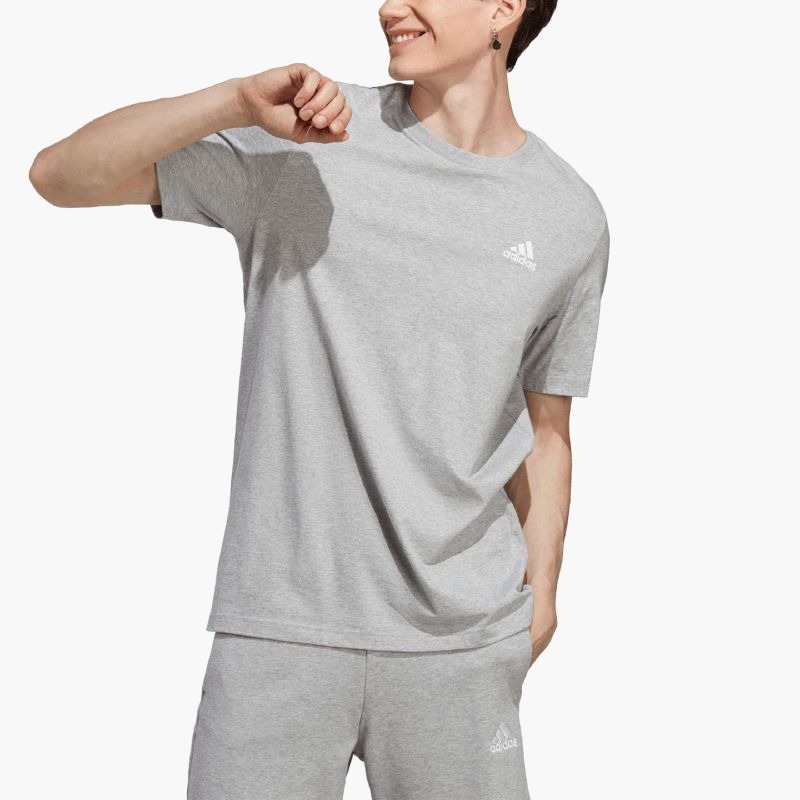 adidas Essentials Single Jersey Embroidered Small Logo M IC9288