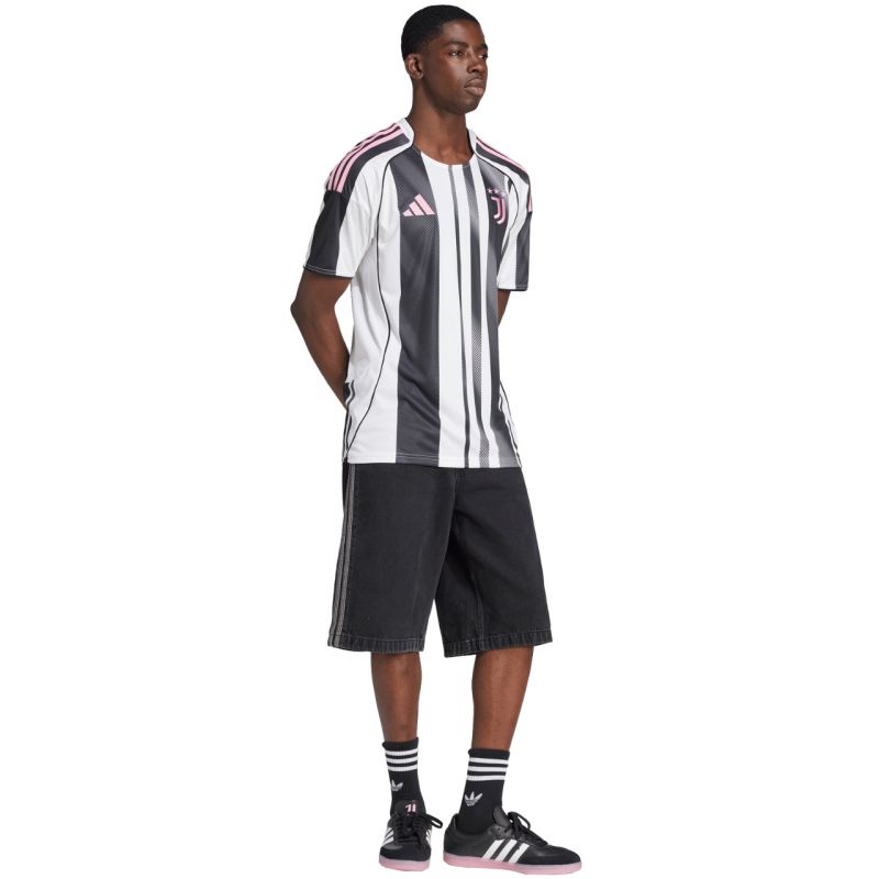 nanito_source_url:https://b2bsportswholesale.net/public/storage/productimages/cb/17/6e/49/1583617/image/xlarge_clean.jpg