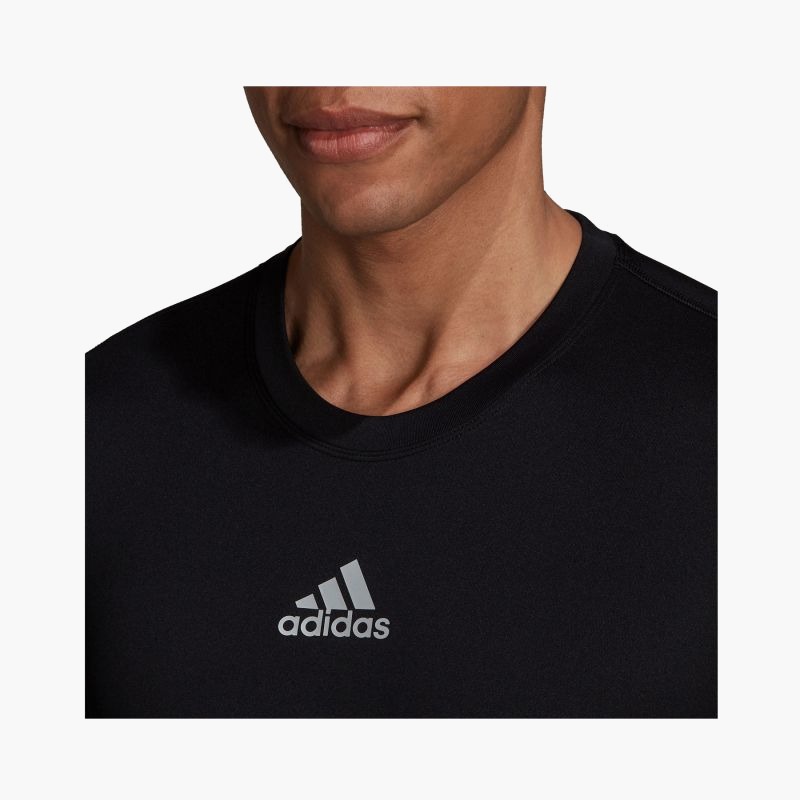 nanito_source_url:https://b2bsportswholesale.net/public/storage/productimages/19/c3/95/d5/764196/image/xlarge_clean.jpg