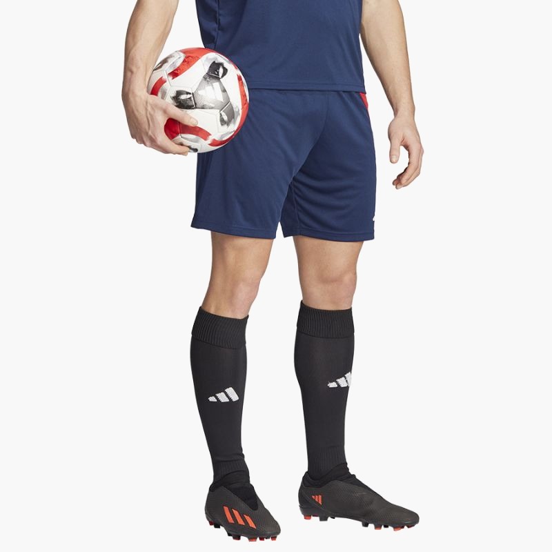nanito_source_url:https://b2bsportswholesale.net/public/storage/productimages/d7/3b/cd/a9/985167/image/xlarge_clean.jpg