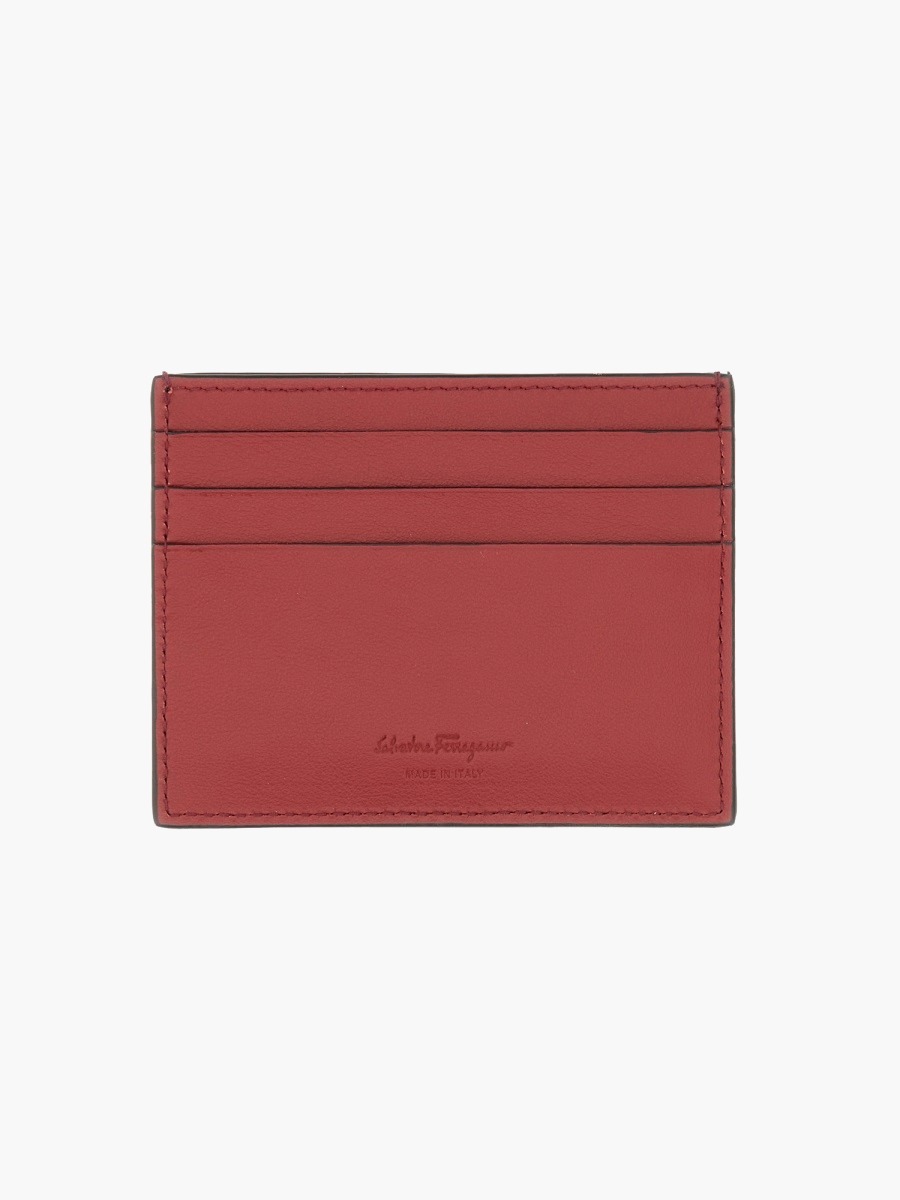 nanito_source_url:https://nokinstyle.com/2339949/leather-card-holder.jpg