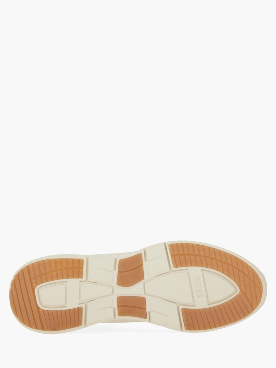 nanito_source_url:https://nokinstyle.com/2367046/titanis-sneaker.jpg