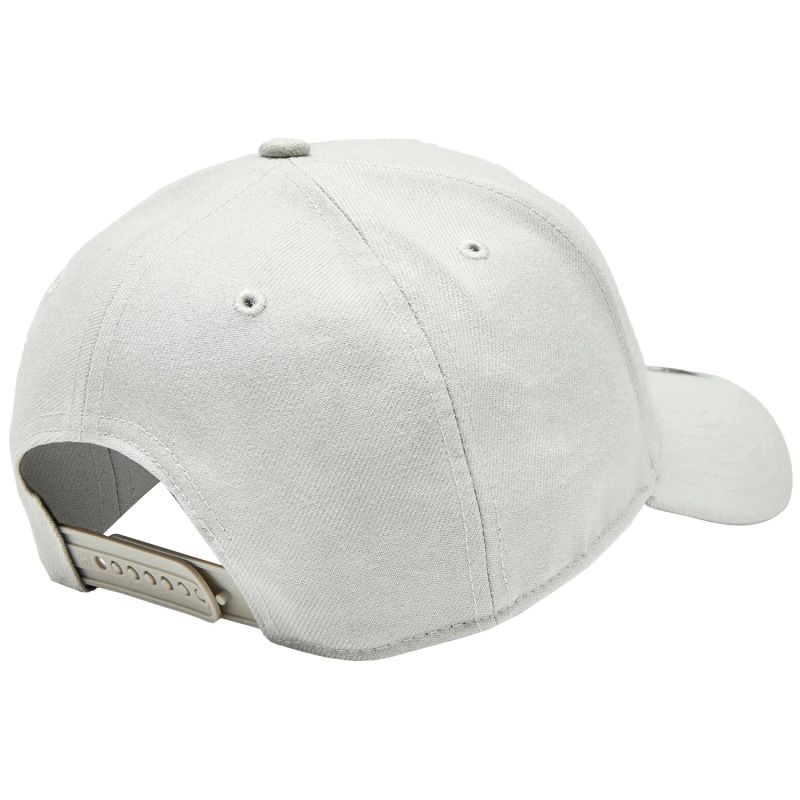nanito_source_url:https://b2bsportswholesale.net/public/storage/productimages/48/20/93/a6/1114864/image/xlarge_clean.jpg