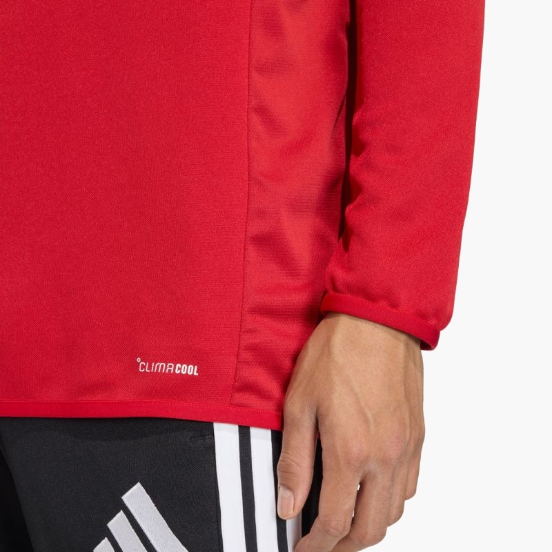 nanito_source_url:https://b2bsportswholesale.net/public/storage/productimages/c4/b1/6f/f3/2336339/image/xlarge_clean.jpg