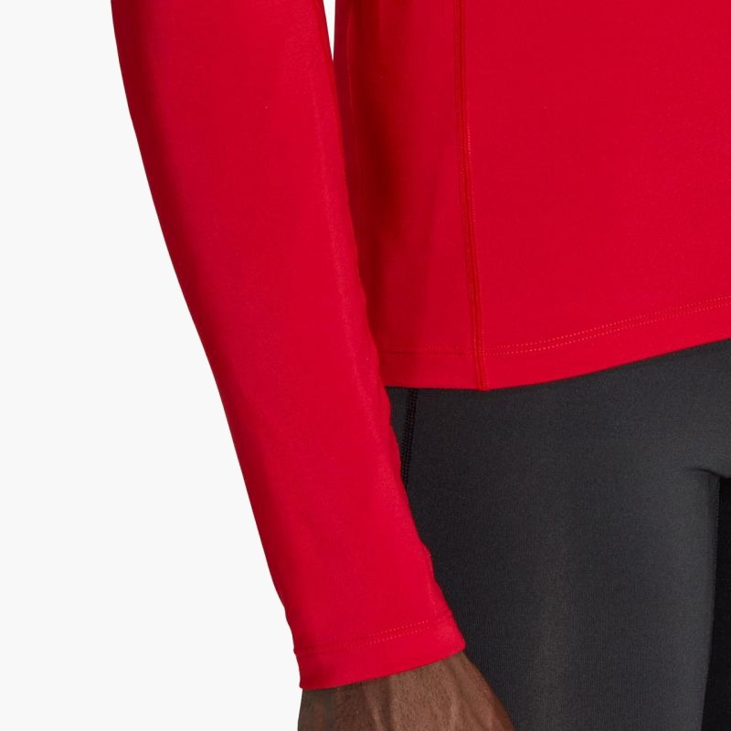 nanito_source_url:https://b2bsportswholesale.net/public/storage/productimages/3d/2f/3f/e7/955108/image/xlarge_clean.jpg