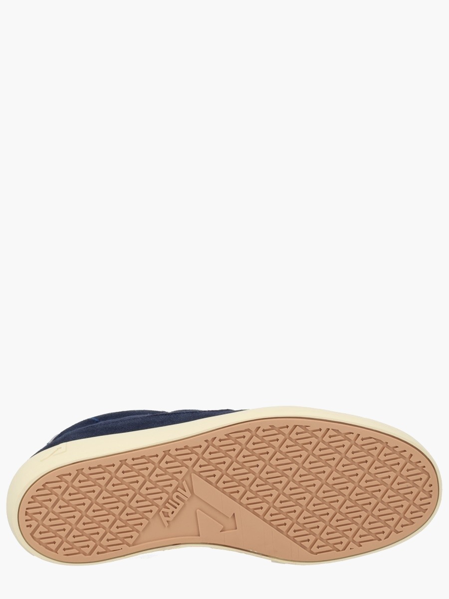 nanito_source_url:https://nokinstyle.com/2417182/sneaker-windscape-low.jpg