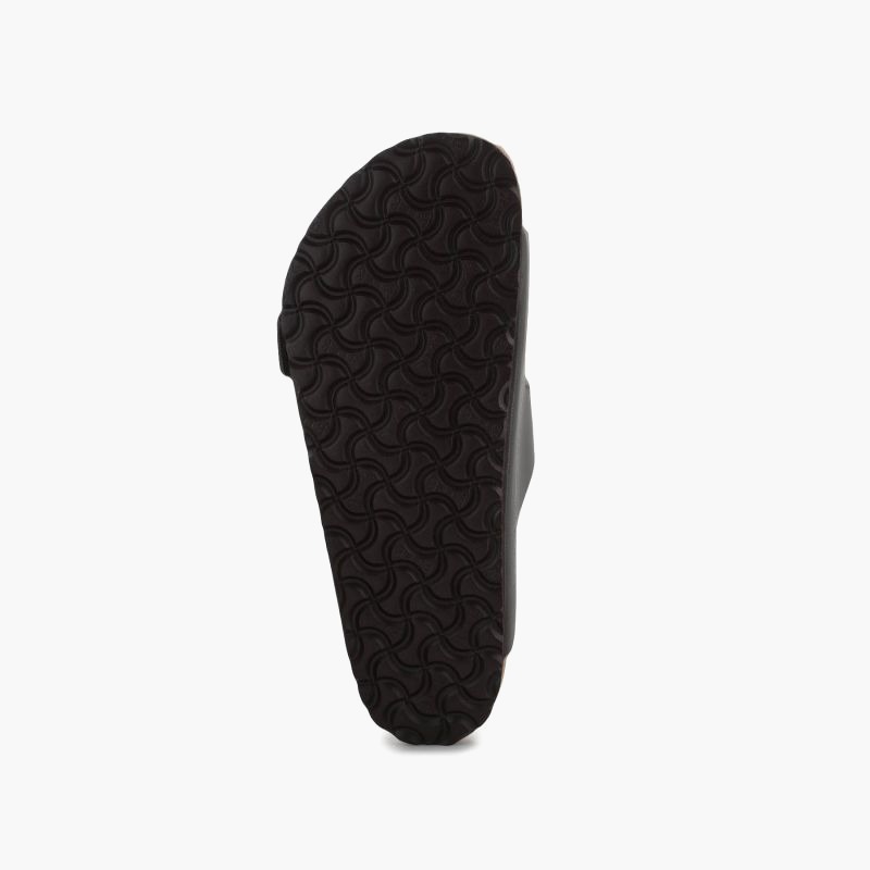nanito_source_url:https://b2bsportswholesale.net/public/storage/productimages/15/63/90/70/958440/image/xlarge_clean.jpg