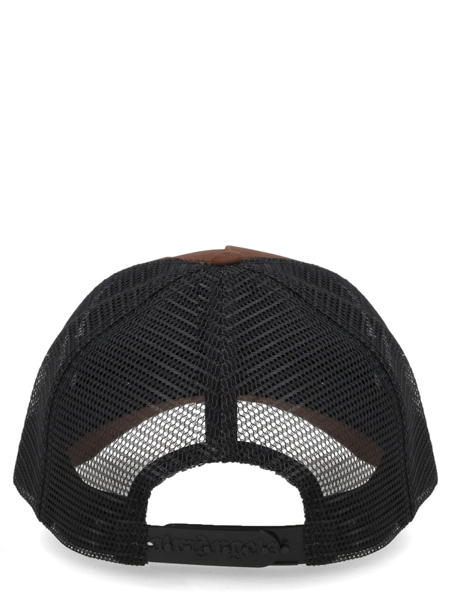 nanito_source_url:https://nokinstyle.com/2420000/cappello-da-baseball-bear-trucker.jpg