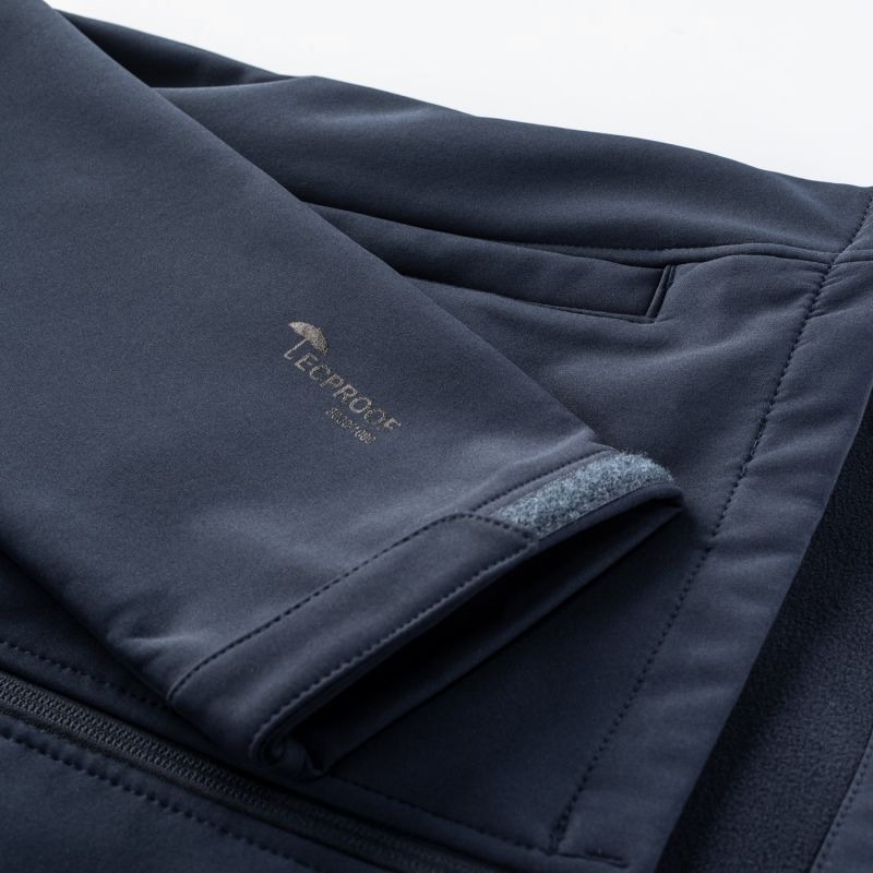 nanito_source_url:https://b2bsportswholesale.net/public/storage/productimages/0f/53/69/e2/1670943/image/xlarge_clean.jpg