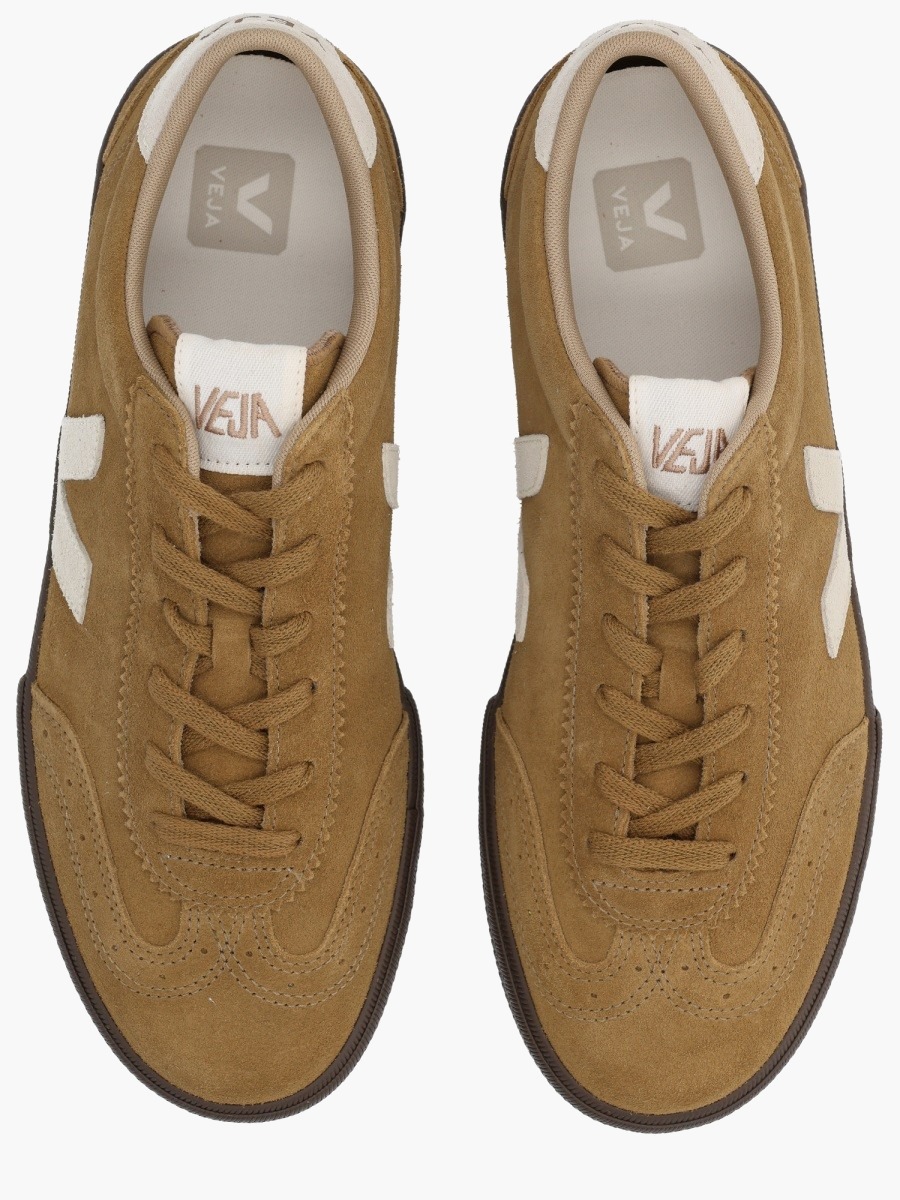 nanito_source_url:https://nokinstyle.com/2365477/volley-sneaker.jpg