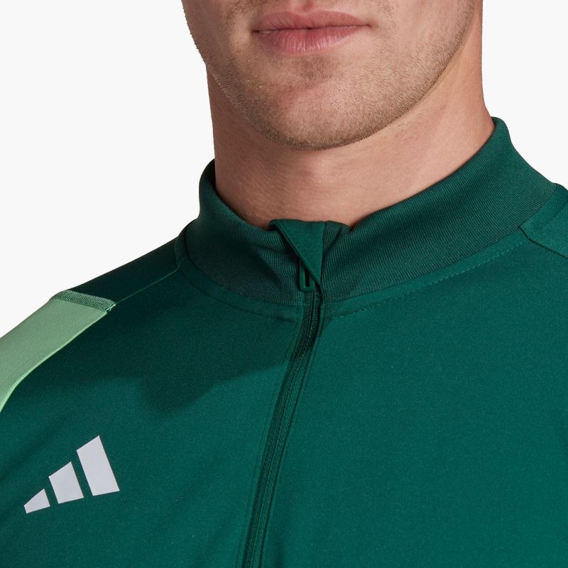 nanito_source_url:https://b2bsportswholesale.net/public/storage/productimages/14/5d/1c/7f/955101/image/xlarge_clean.jpg