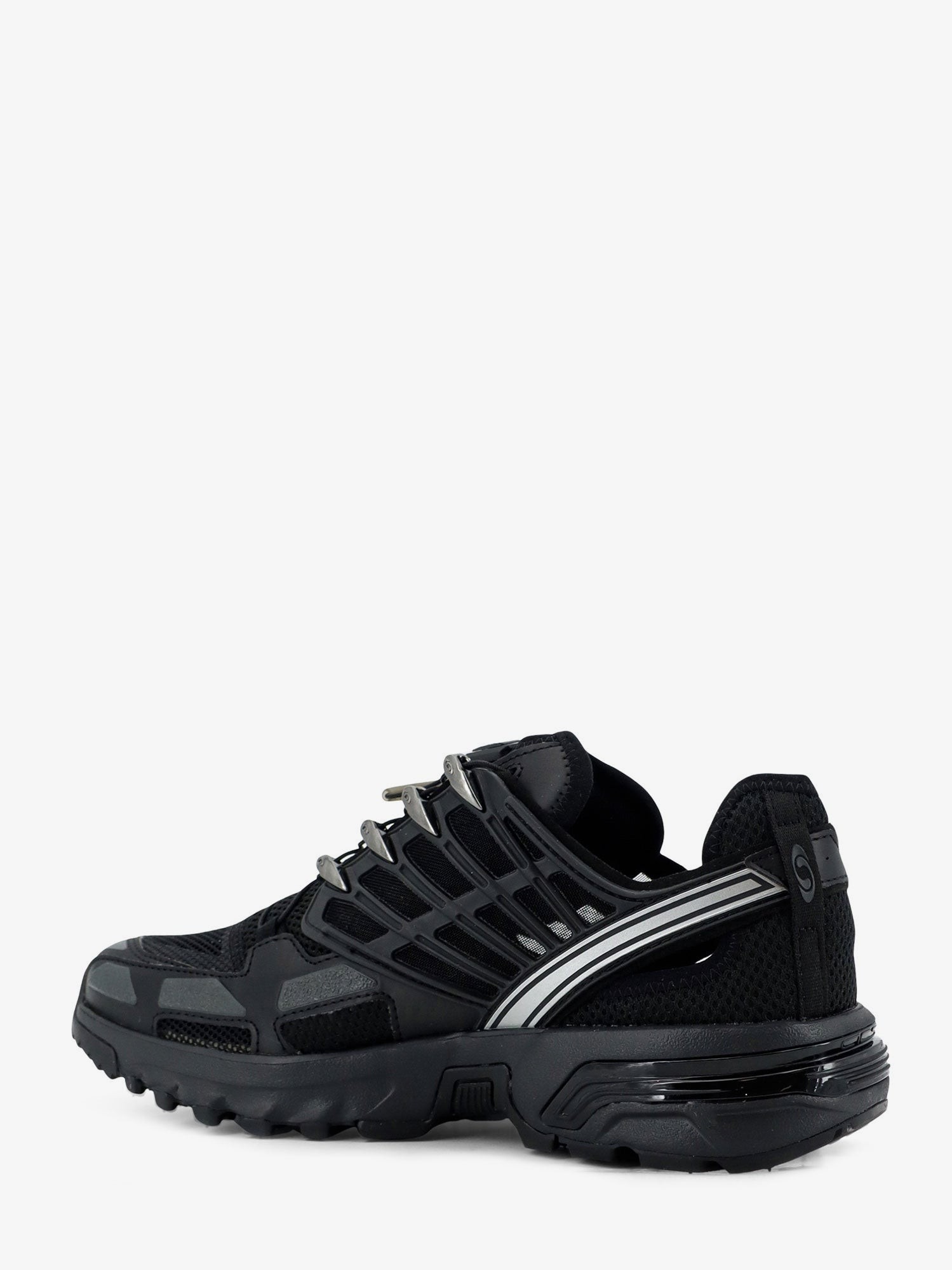 nanito_source_url:https://nokinstyle.com/2410909/acs-pro-shell-mesh-sneakers-with-side-cut-out-details.jpg