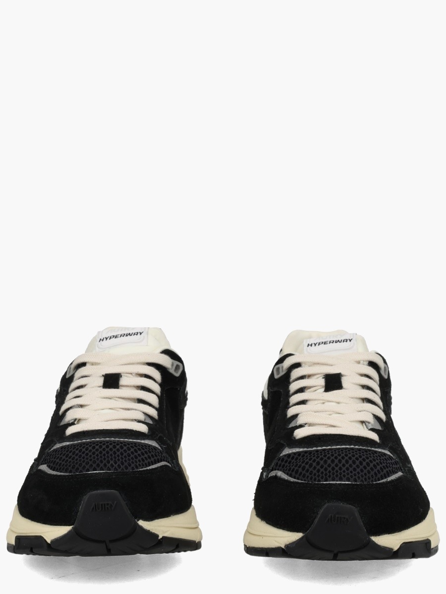 nanito_source_url:https://nokinstyle.com/2339317/hyperway-sneaker.jpg