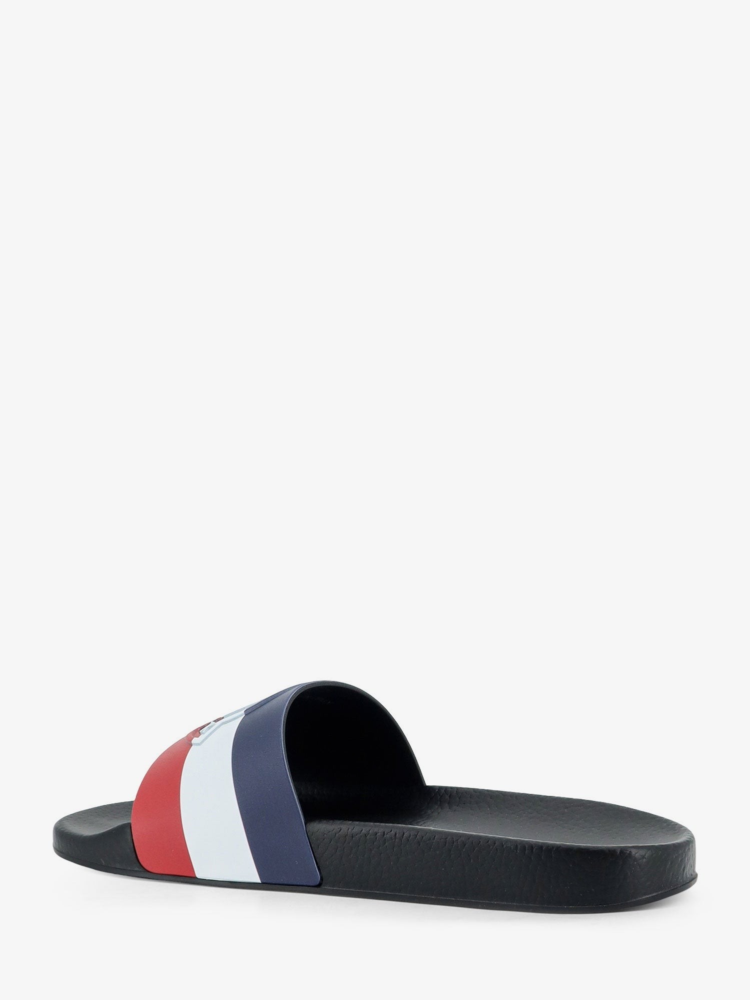nanito_source_url:https://nokinstyle.com/2389374/basile-rubber-sandals-with-front-logo-patch.jpg