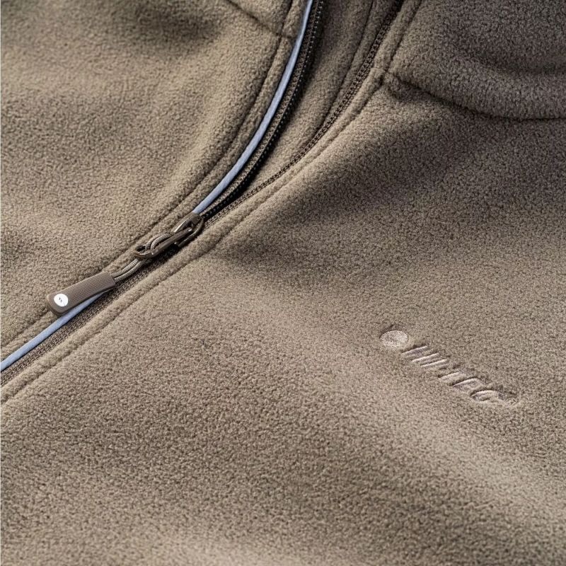 nanito_source_url:https://b2bsportswholesale.net/public/storage/productimages/24/f3/23/67/923510/image/xlarge_clean.jpg