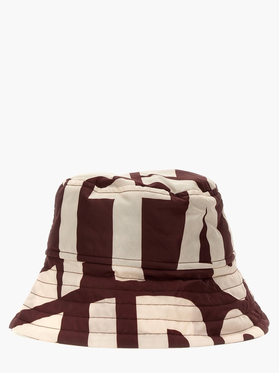 nanito_source_url:https://nokinstyle.com/2357745/bucket-hat.jpg
