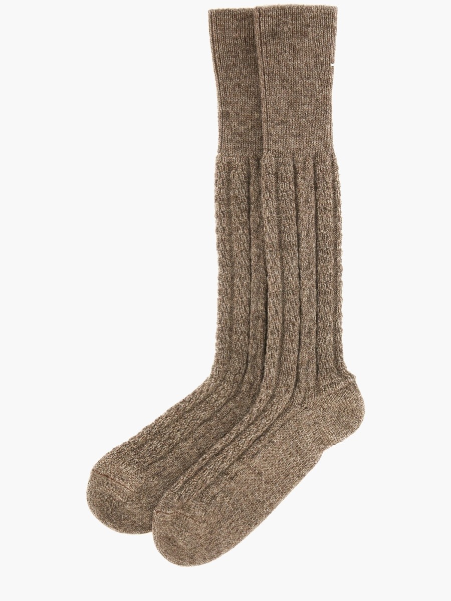 nanito_source_url:https://nokinstyle.com/2370575/long-socks.jpg