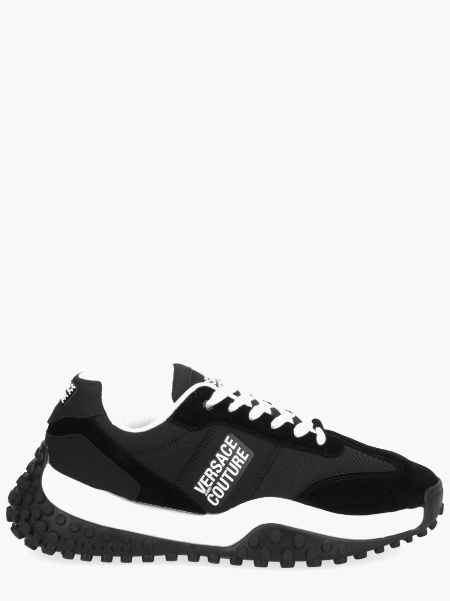 nanito_source_url:https://nokinstyle.com/2368388/hyber-sneaker.jpg