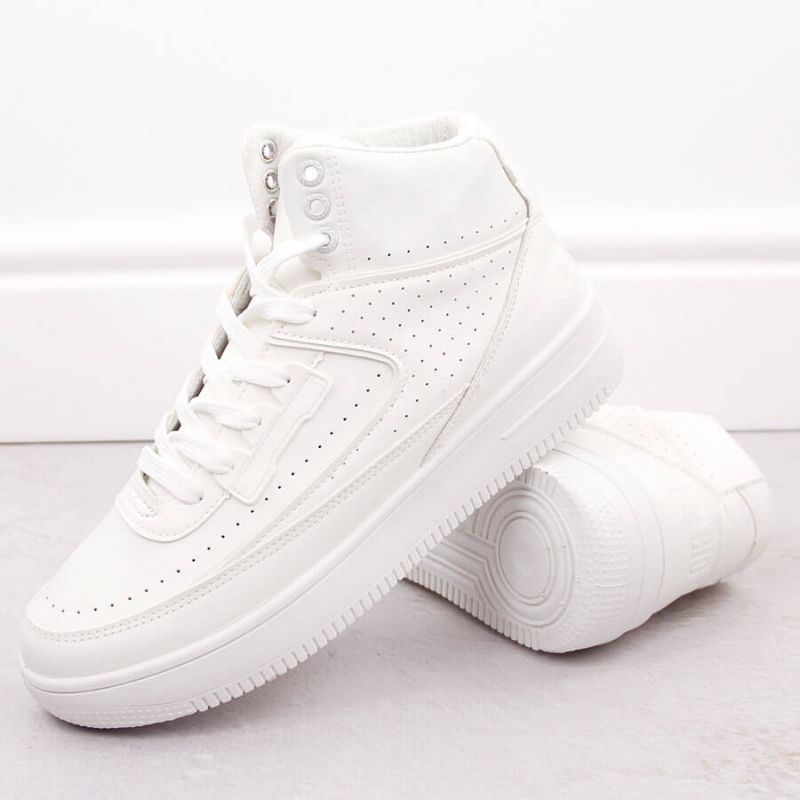 nanito_source_url:https://b2bsportswholesale.net/public/storage/productimages/e5/60/c2/8b/1142657/image/xlarge_clean.jpg