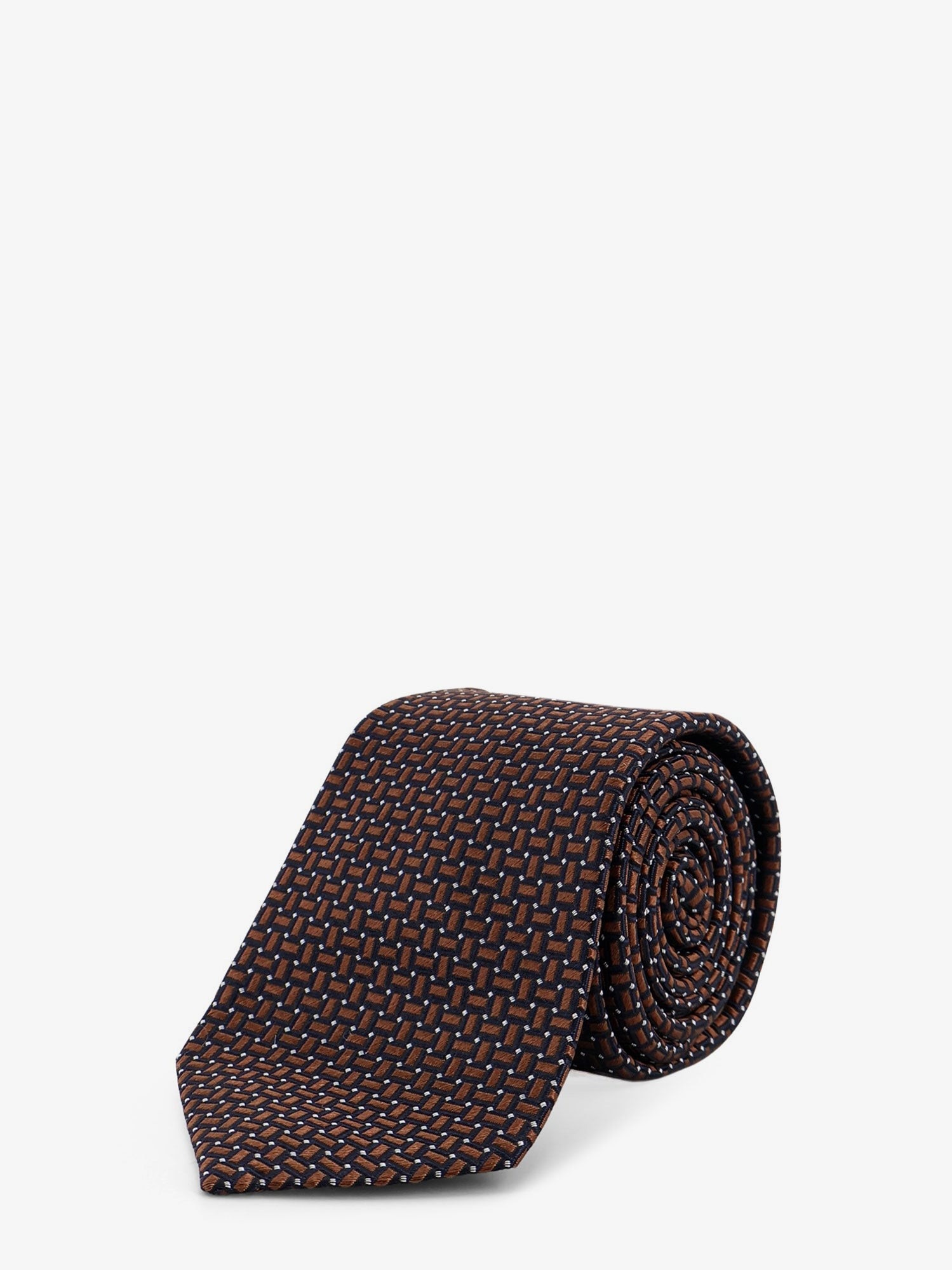 nanito_source_url:https://nokinstyle.com/2390479/silk-tie.jpg