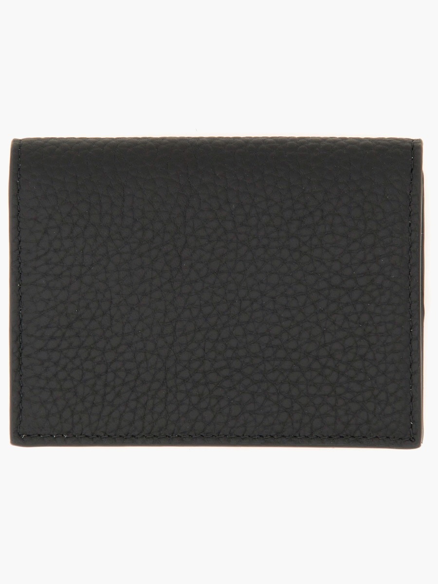nanito_source_url:https://nokinstyle.com/2360575/wallet-with-logo.jpg