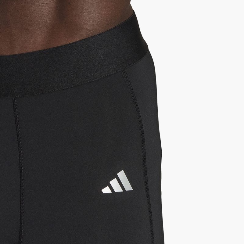 nanito_source_url:https://b2bsportswholesale.net/public/storage/productimages/d0/ff/08/54/2256162/image/xlarge_clean.jpg