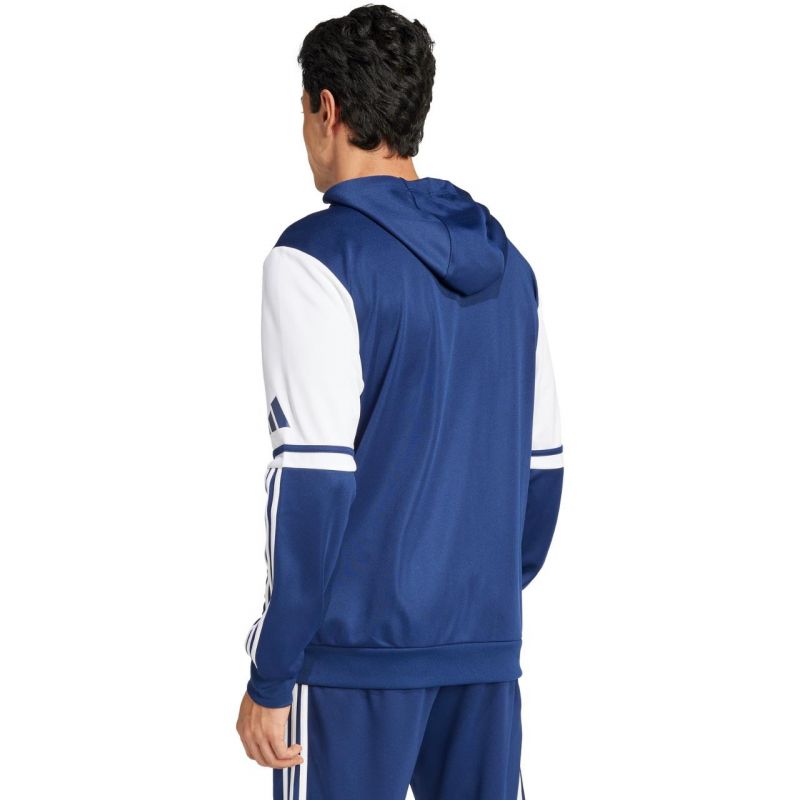 nanito_source_url:https://b2bsportswholesale.net/public/storage/productimages/e3/ed/40/75/1521685/image/xlarge_clean.jpg