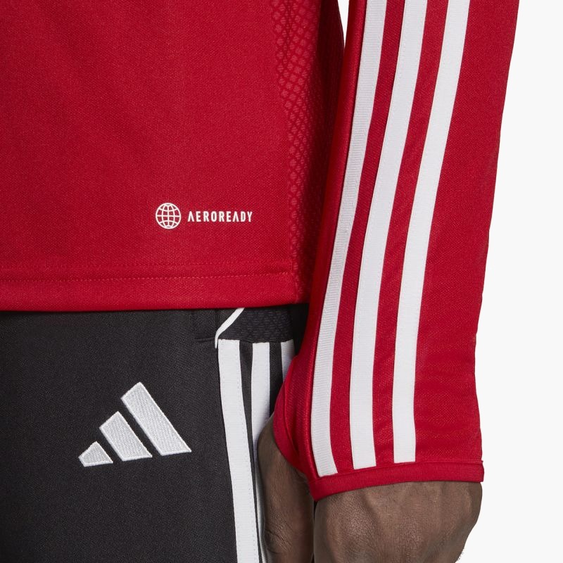 nanito_source_url:https://b2bsportswholesale.net/public/storage/productimages/dd/1f/a4/c8/937870/image/xlarge_clean.jpg