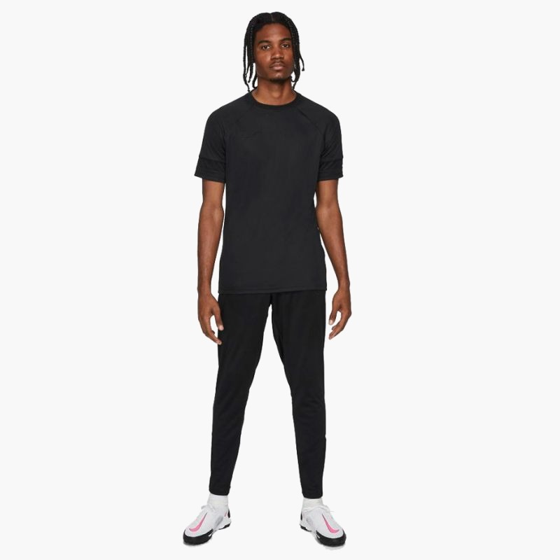 nanito_source_url:https://b2bsportswholesale.net/public/storage/productimages/83/73/1c/1b/2182997/image/xlarge_clean.jpg