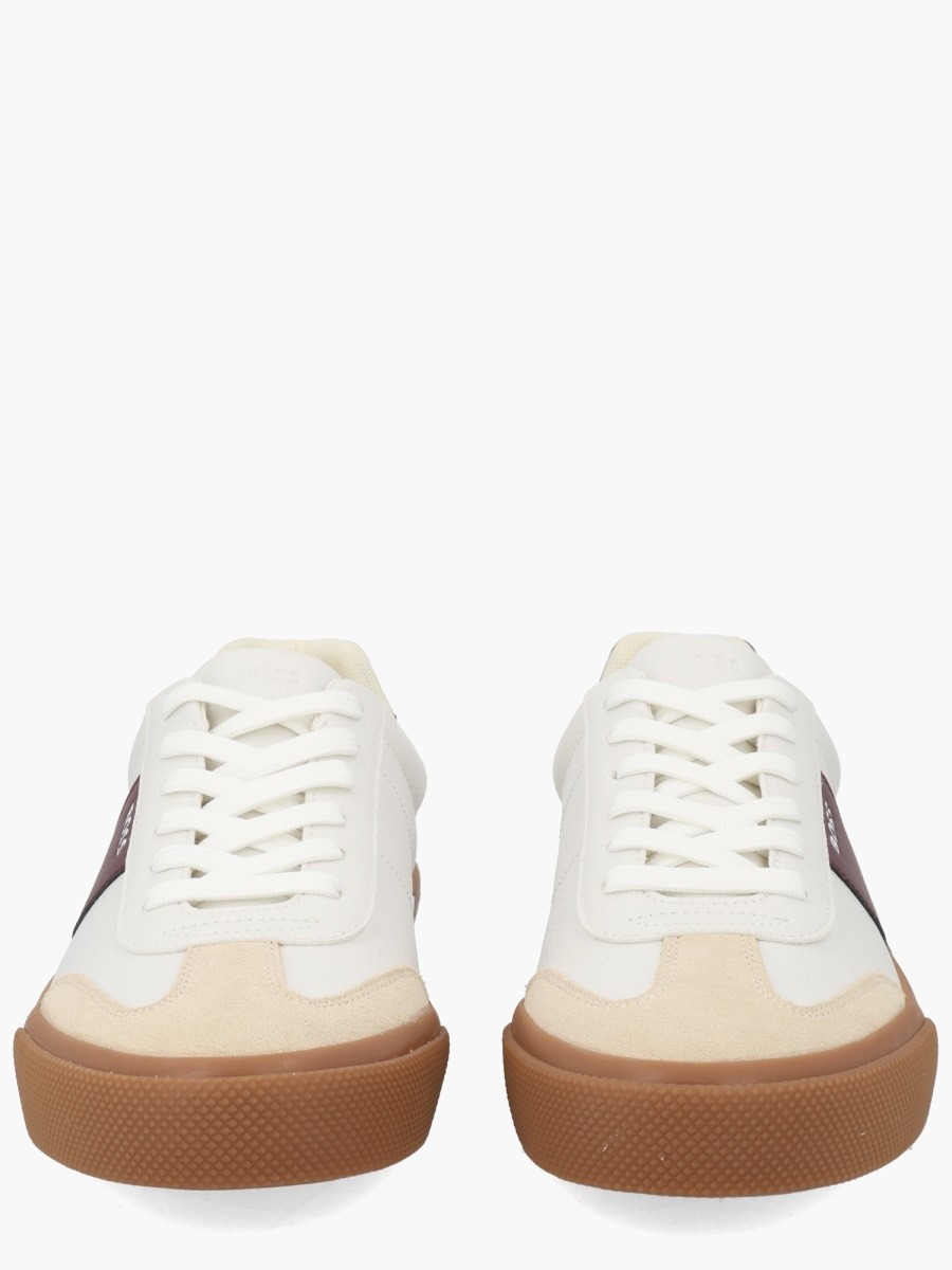 nanito_source_url:https://nokinstyle.com/2342540/sneaker-with-logo.jpg