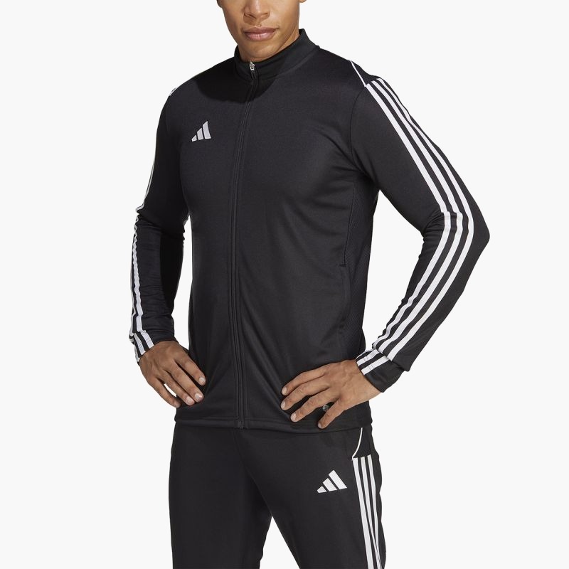 nanito_source_url:https://b2bsportswholesale.net/public/storage/productimages/a3/0a/f7/35/2257670/image/xlarge_clean.jpg
