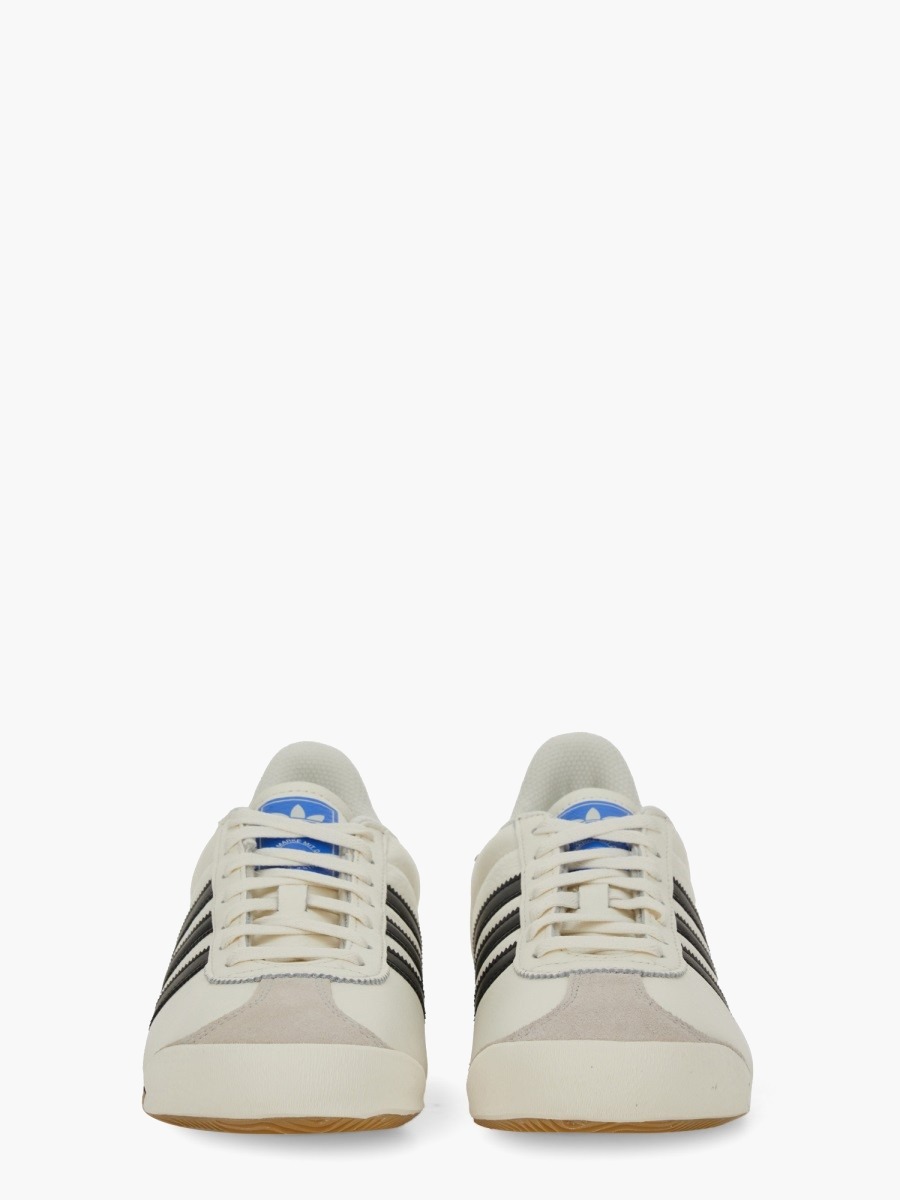 nanito_source_url:https://nokinstyle.com/2387435/k74-kick-sneaker.jpg