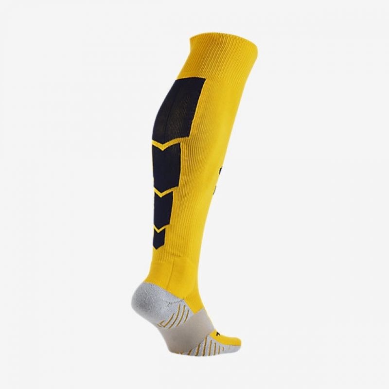nanito_source_url:https://b2bsportswholesale.net/public/storage/productimages/9b/d8/a8/77/102685/image/xlarge_clean.jpg
