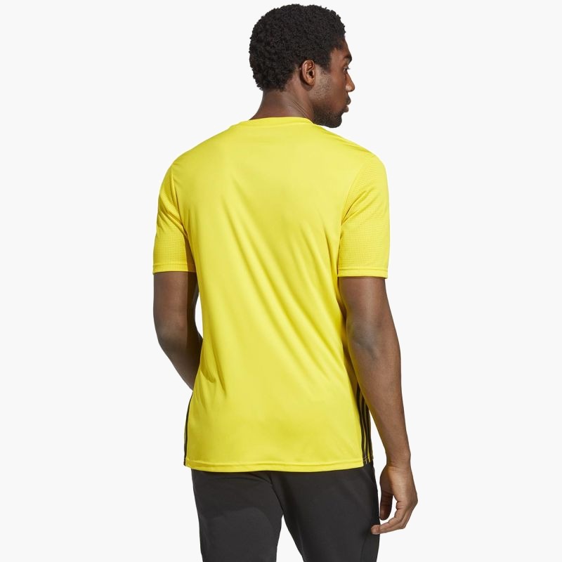nanito_source_url:https://b2bsportswholesale.net/public/storage/productimages/32/cc/8d/29/1418211/image/xlarge_clean.jpg