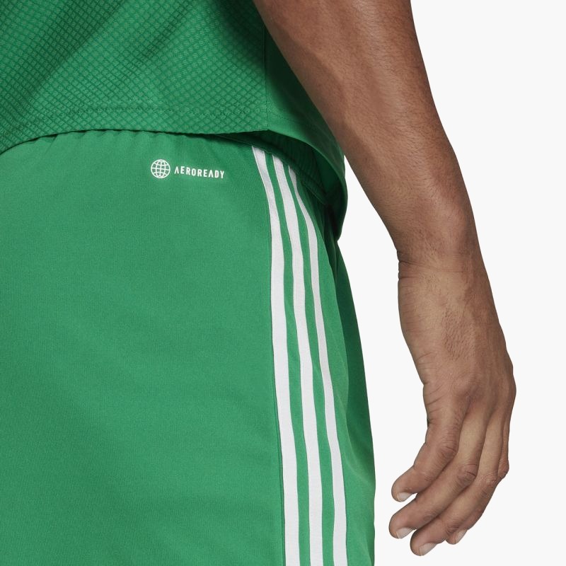 nanito_source_url:https://b2bsportswholesale.net/public/storage/productimages/ae/1c/d3/65/2257411/image/xlarge_clean.jpg