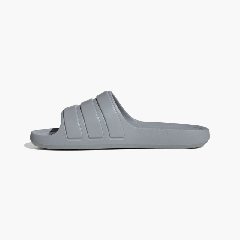 nanito_source_url:https://b2bsportswholesale.net/public/storage/productimages/e4/ef/76/4b/1133518/image/xlarge_clean.jpg