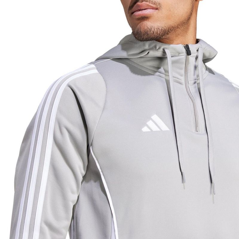 nanito_source_url:https://b2bsportswholesale.net/public/storage/productimages/39/8d/91/ed/1083729/image/xlarge_clean.jpg