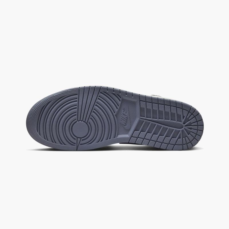 nanito_source_url:https://b2bsportswholesale.net/public/storage/productimages/e0/5c/53/69/1993666/image/xlarge_clean.jpg