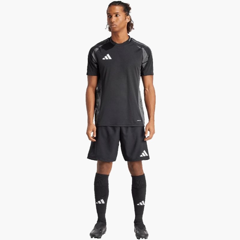 nanito_source_url:https://b2bsportswholesale.net/public/storage/productimages/ec/1a/db/49/1066149/image/xlarge_clean.jpg