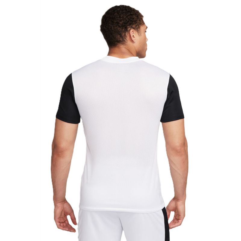 nanito_source_url:https://b2bsportswholesale.net/public/storage/productimages/46/d8/8a/05/1106299/image/xlarge_clean.jpg