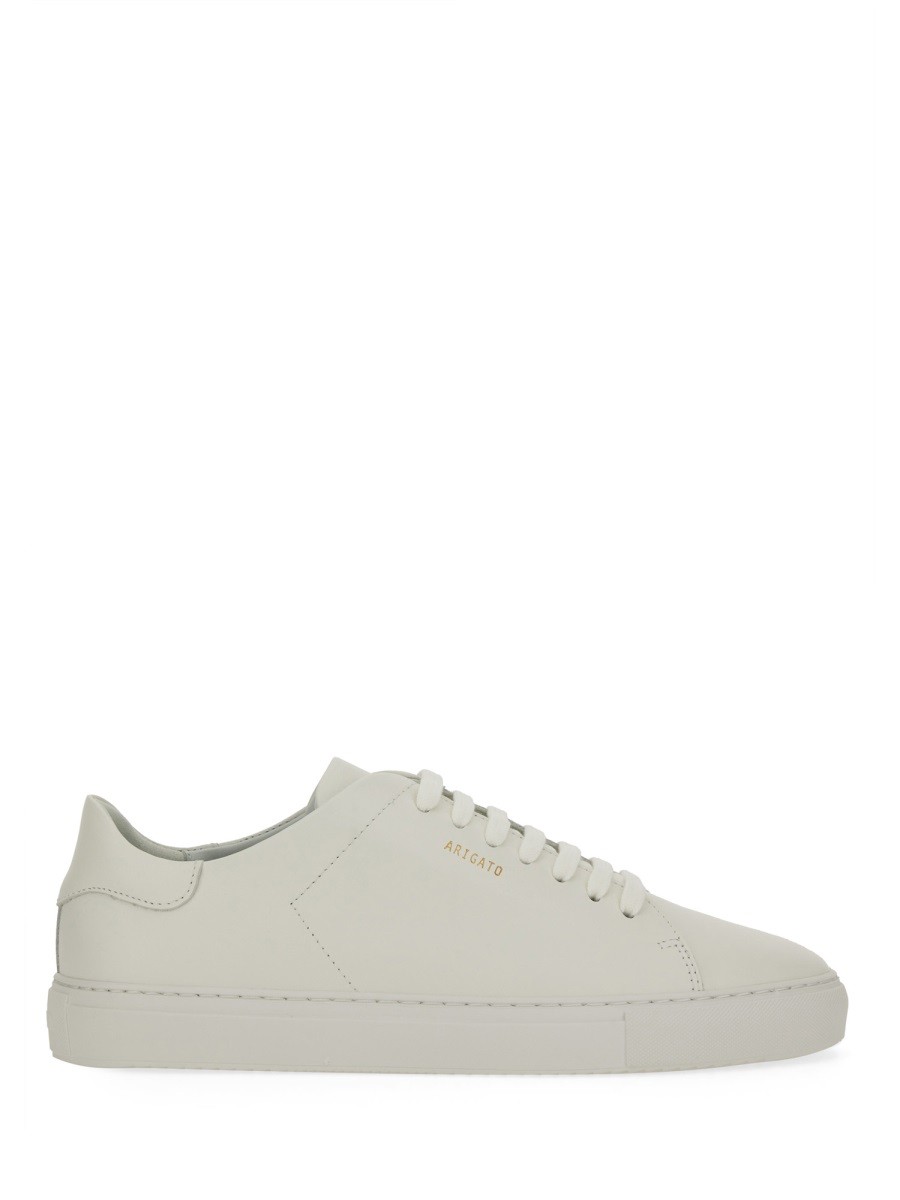 nanito_source_url:https://nokinstyle.com/2434102/sneaker-clean-90.jpg