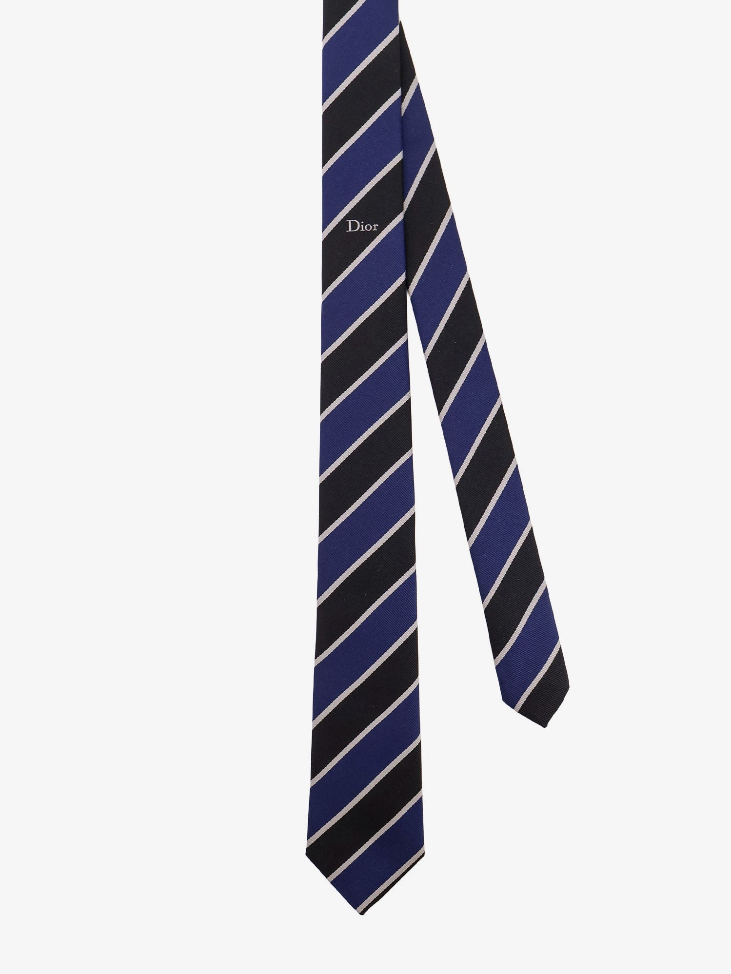 nanito_source_url:https://nokinstyle.com/2425955/silk-tie.jpg